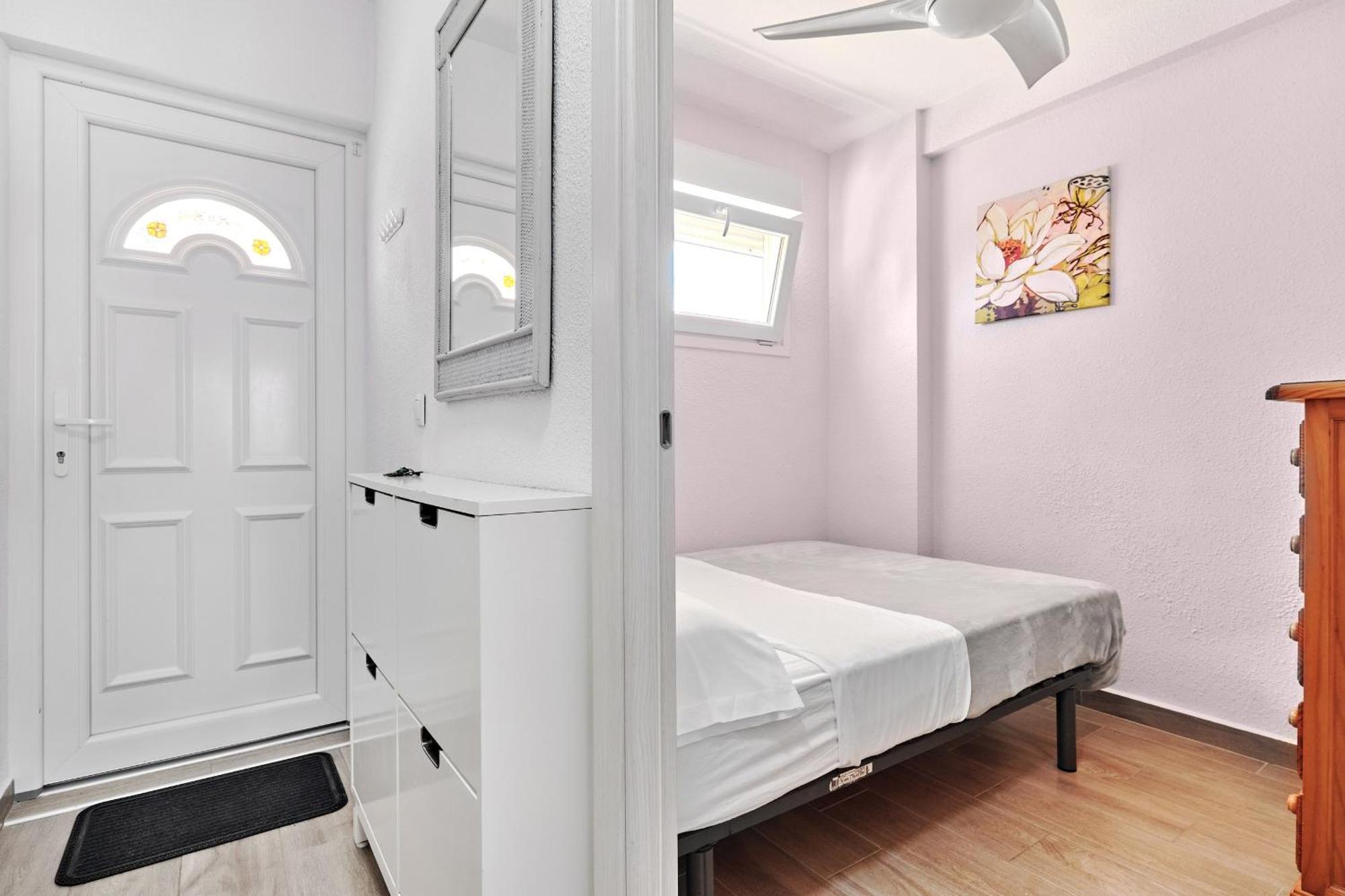 Beach Apartment Cabo Cervera, Torrevieja, La Mata Екстер'єр фото
